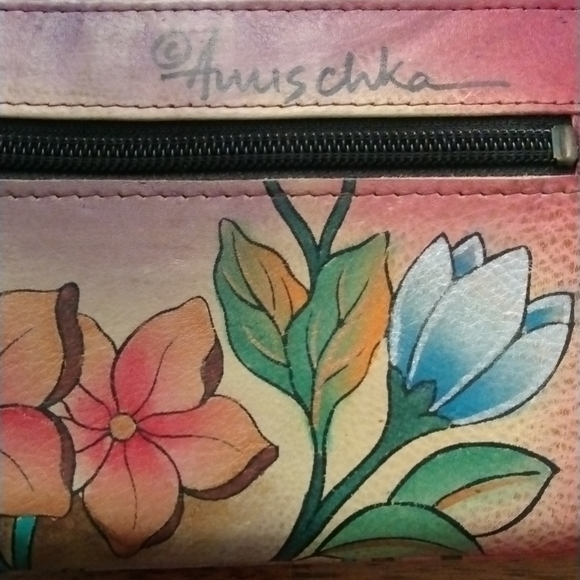 Anuschka Leather Hummingbird and Flower Wallet Accordion Zip Around Clutch - Picture 6 of 8